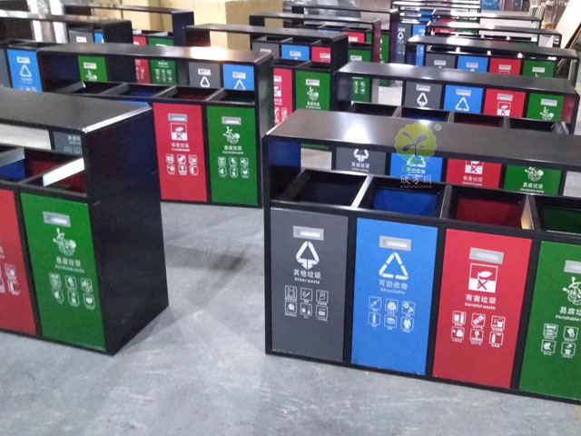 提升公共空間品質(zhì)，深圳金屬垃圾桶助你一臂之力