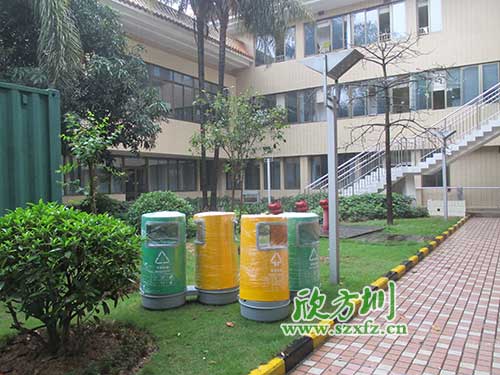 韶關物業(yè)分類玻璃鋼垃圾桶，提升社區(qū)好環(huán)境。